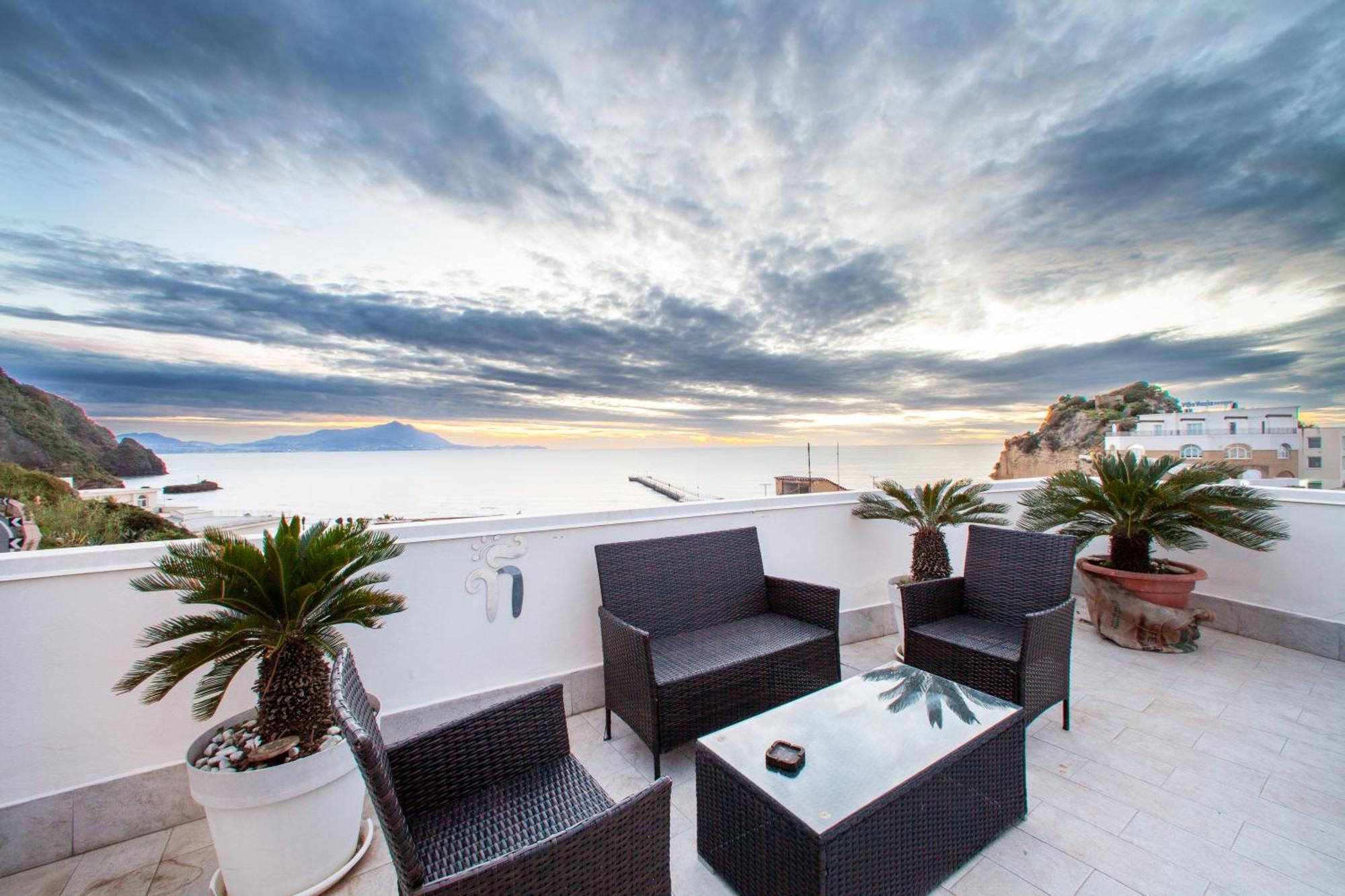 Mh Suites Rooms Apartments Bacoli Εξωτερικό φωτογραφία
