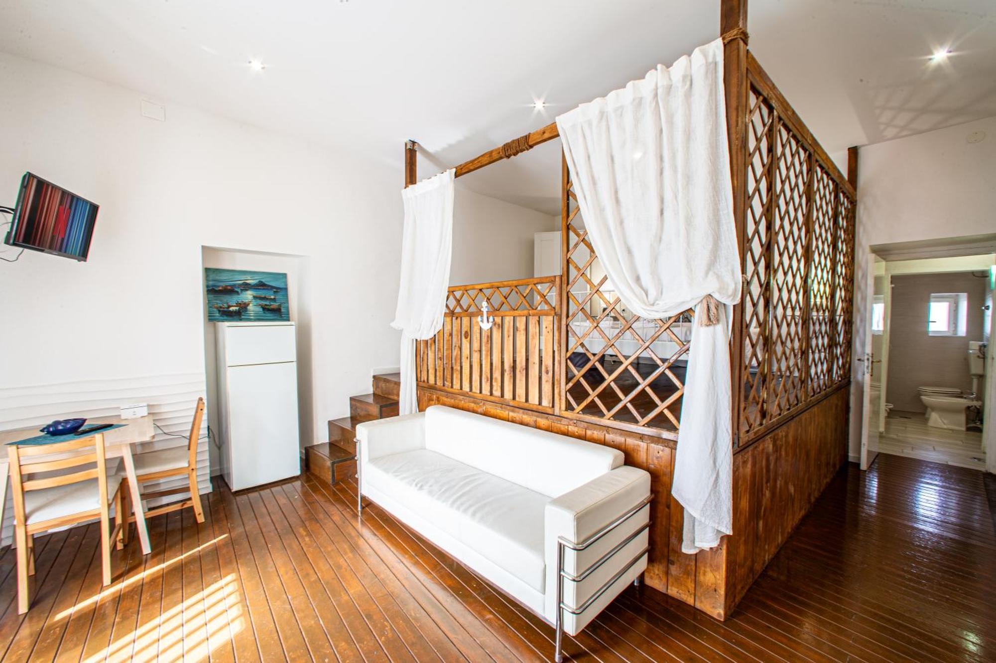 Mh Suites Rooms Apartments Bacoli Εξωτερικό φωτογραφία