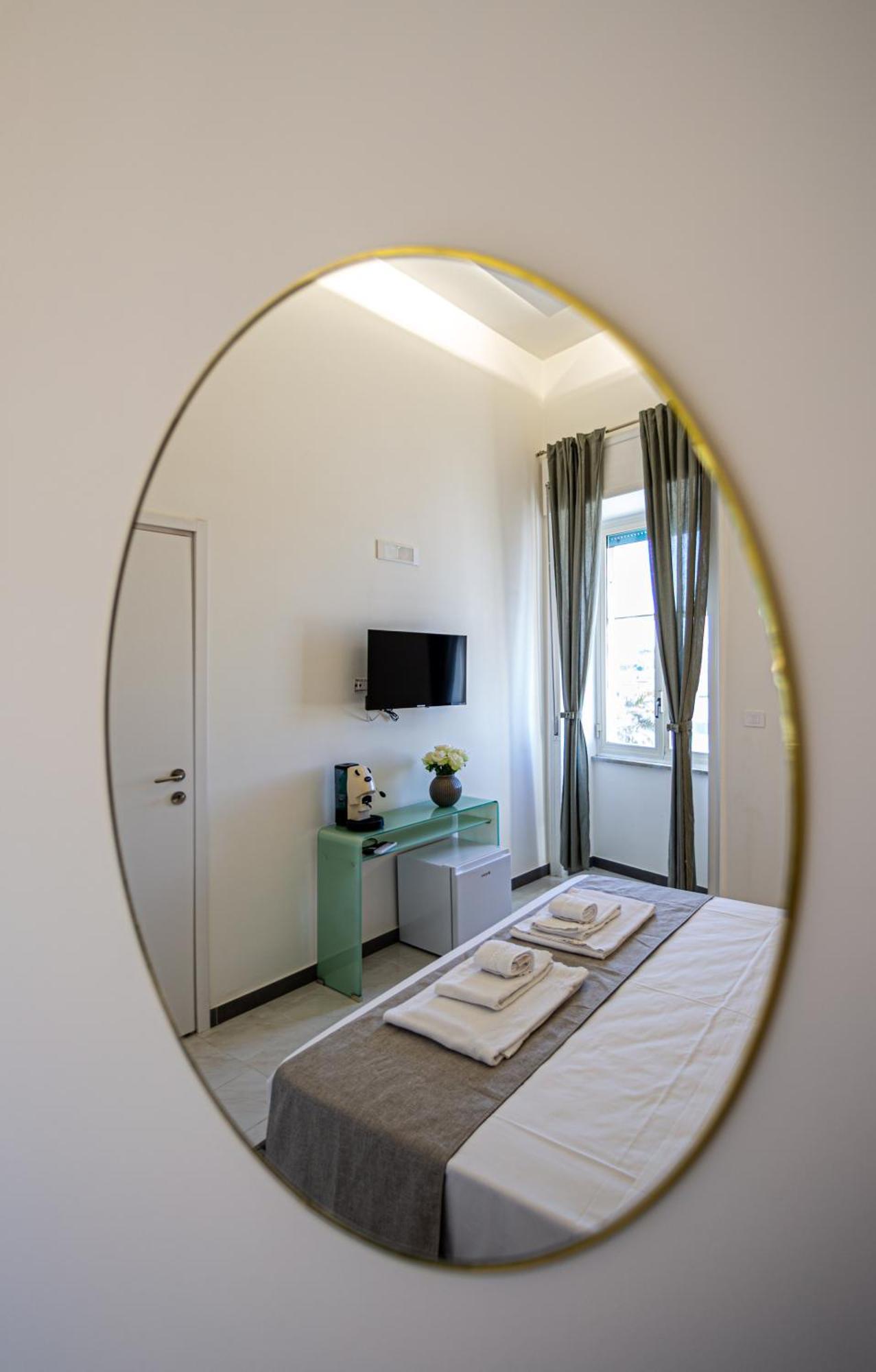 Mh Suites Rooms Apartments Bacoli Εξωτερικό φωτογραφία
